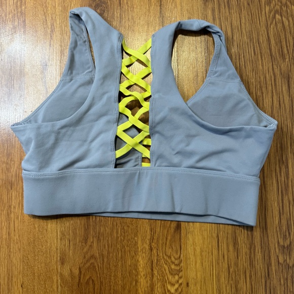 Gray blue Fabletics sports bra - Picture 2 of 2